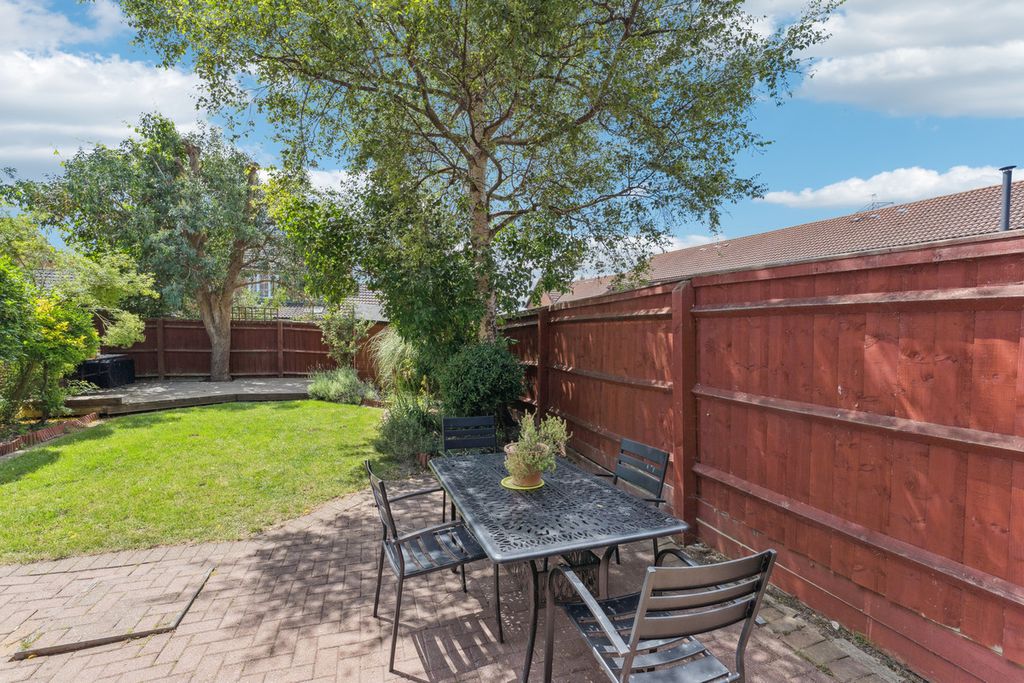 Property photo 2 of 13