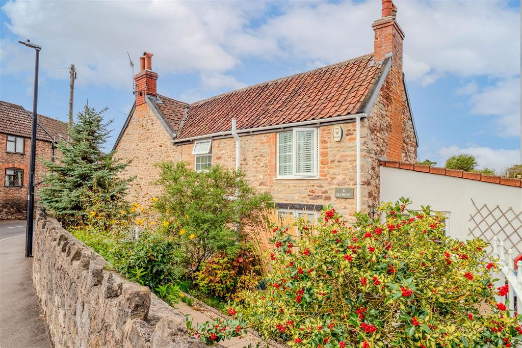 Property photo 1 of 21