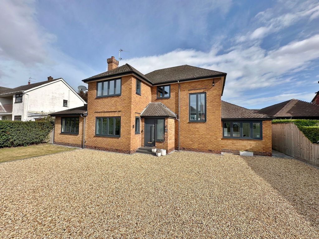 Property photo 1 of 34 Photo 34