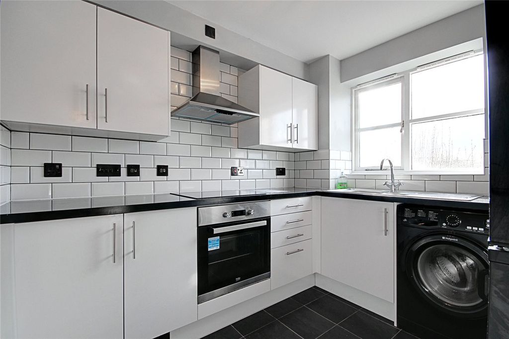 Property photo 1 of 15 Picture No. 28