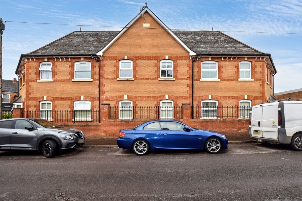Property photo 1 of 15 Picture No. 01