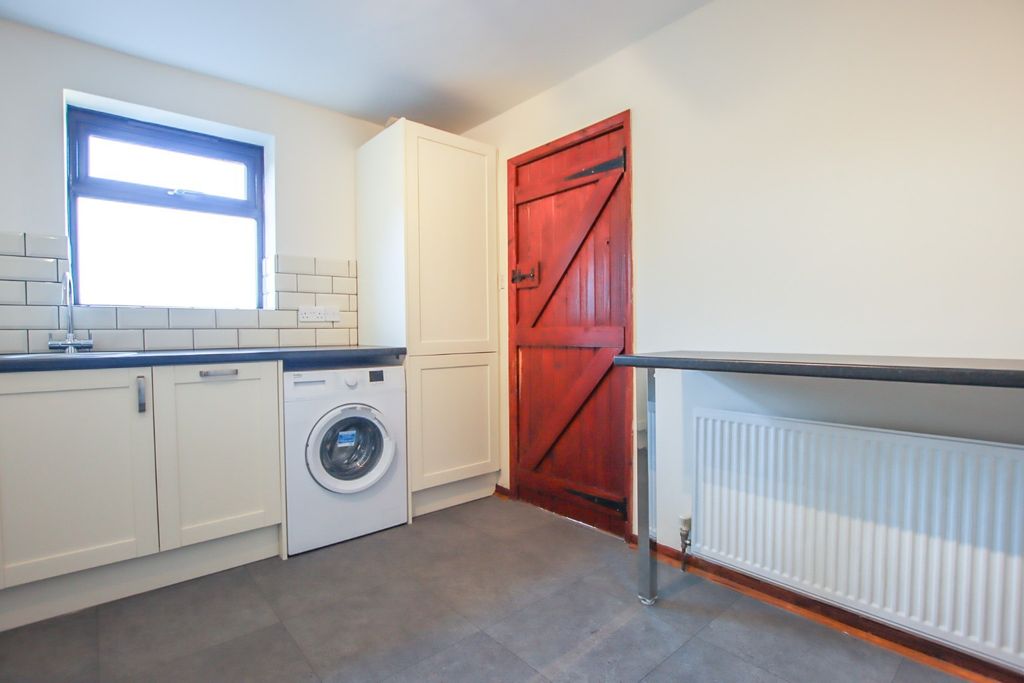 Property photo 3 of 9 5301867