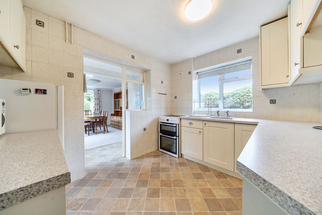 Property photo 3 of 19 1525242-7-6Ac4B7d...