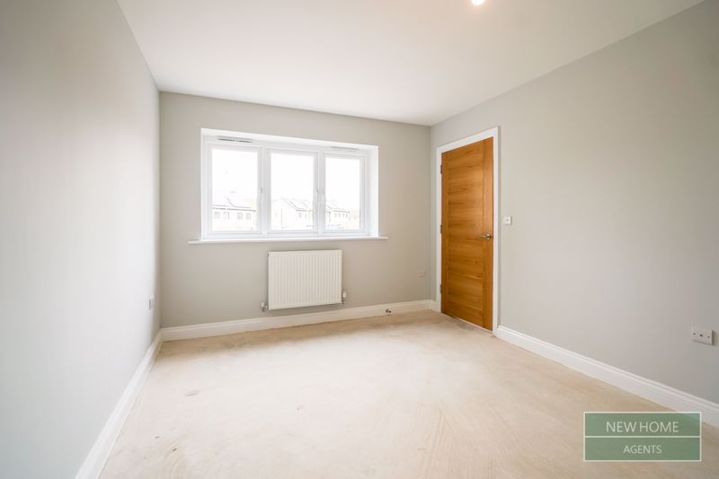 Property photo 3 of 32 Photo 17