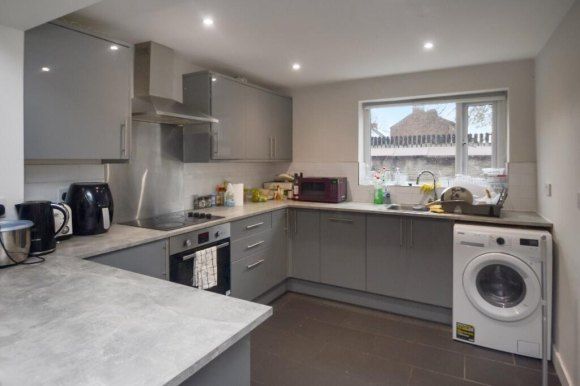 Property photo 1 of 8 9672396.Jpg