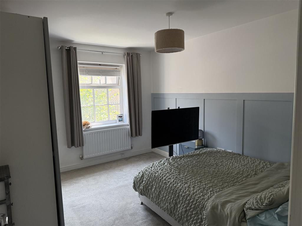 Property photo 2 of 11 Bedroom
