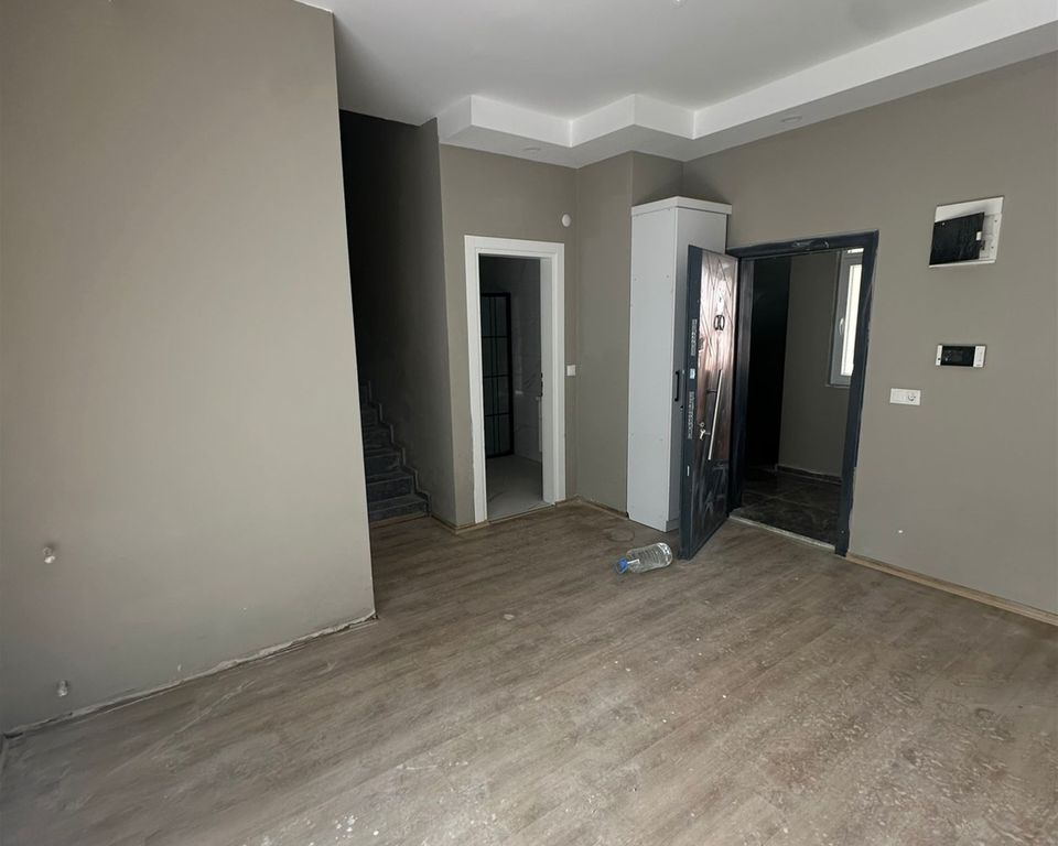 Property photo 3 of 10 Modern Apartment For Investment In Belek, Antalya For Sale - Open-Plan Living Area