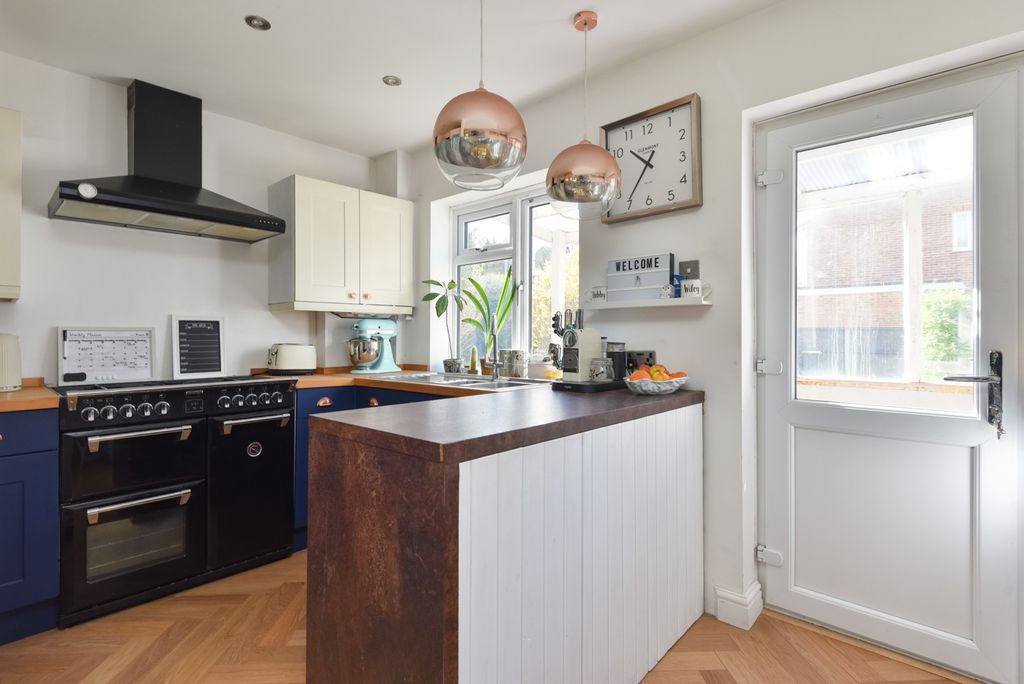 Property photo 3 of 25 5029399