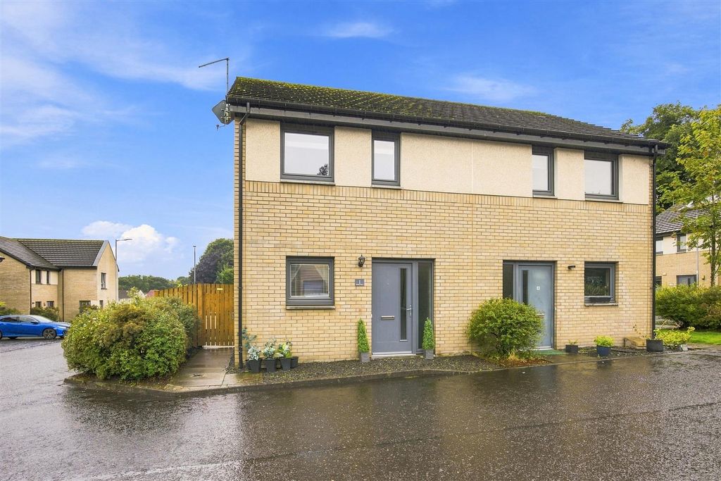 Property photo 1 of 21 01-1_Stirling_Mews_Milton_Of_Campsie_001.Jpg
