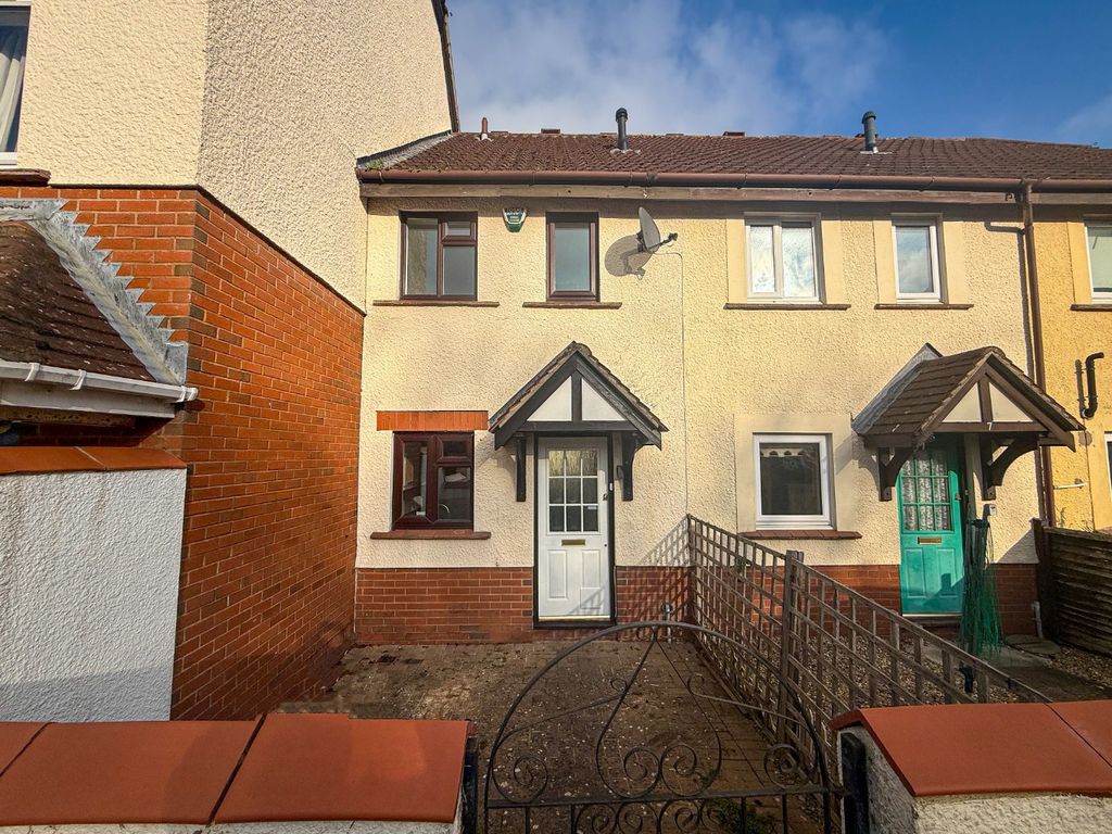 Property photo 1 of 10 3854420