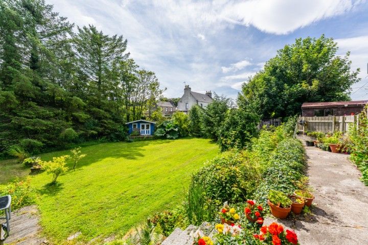 Property photo 2 of 18