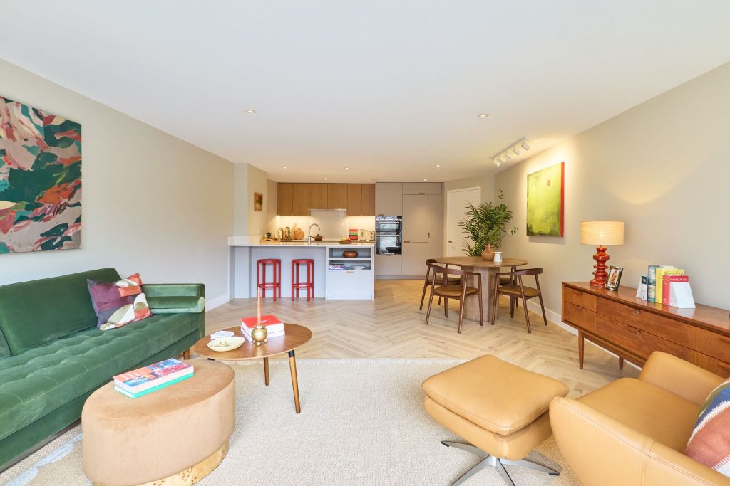 Property photo 1 of 26