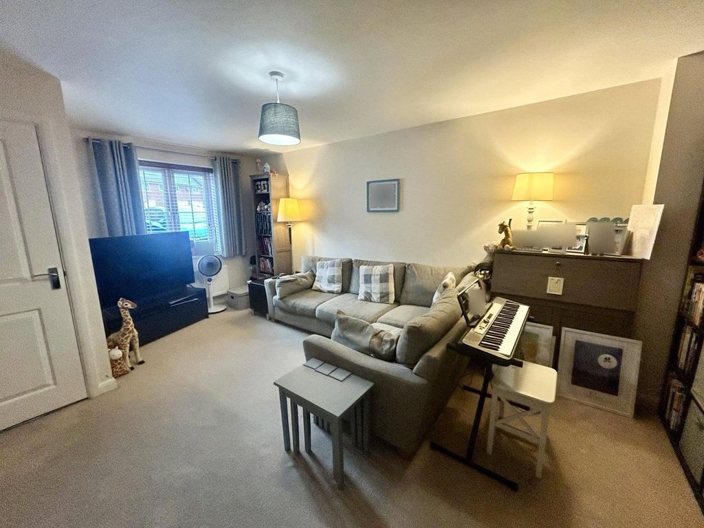 Property photo 2 of 16 Picture No. 02