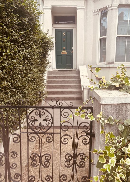 Property photo 2 of 10