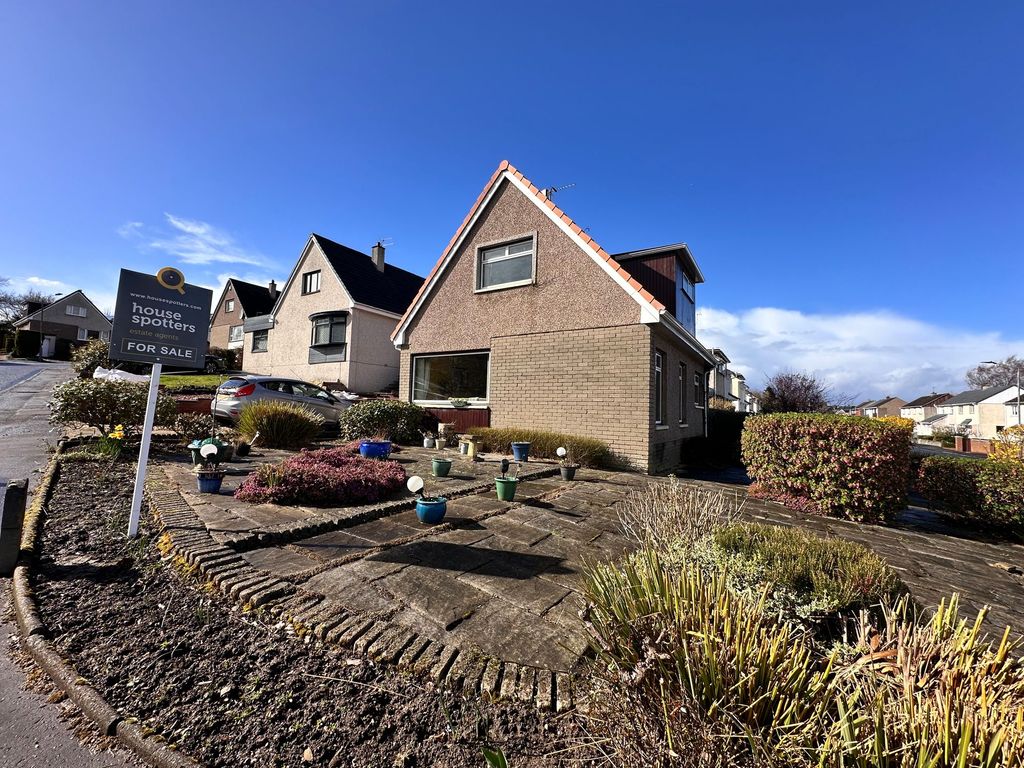 Property photo 1 of 33