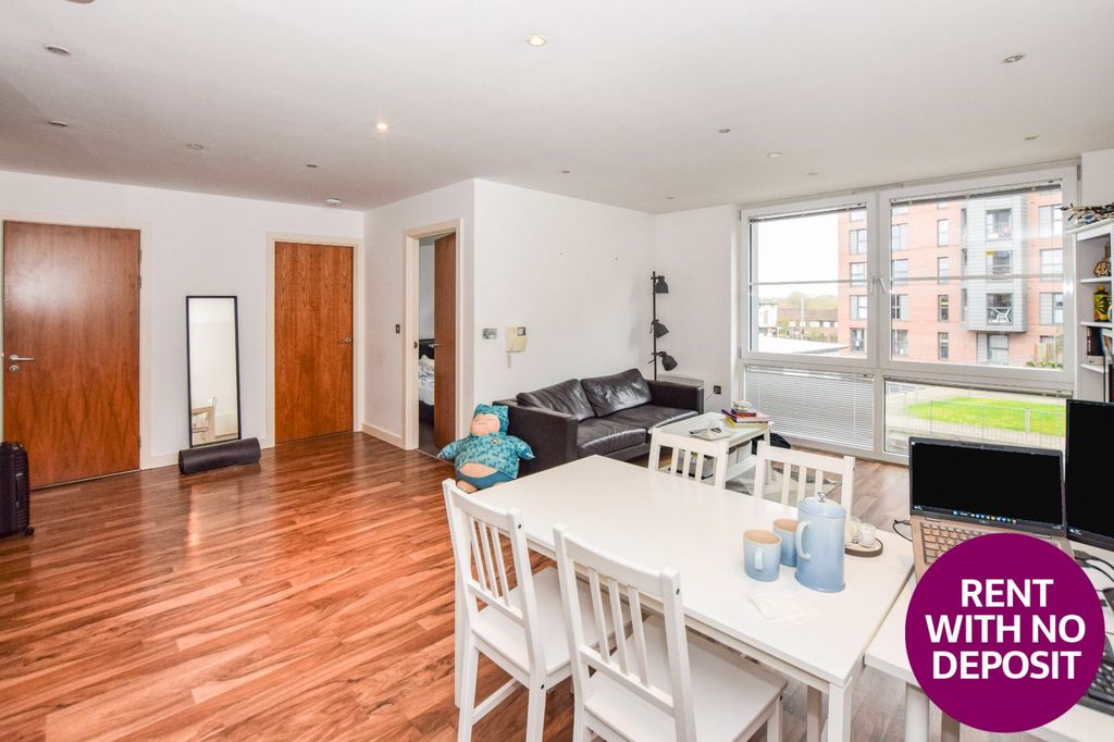 Property photo 3 of 19 Picture No. 21