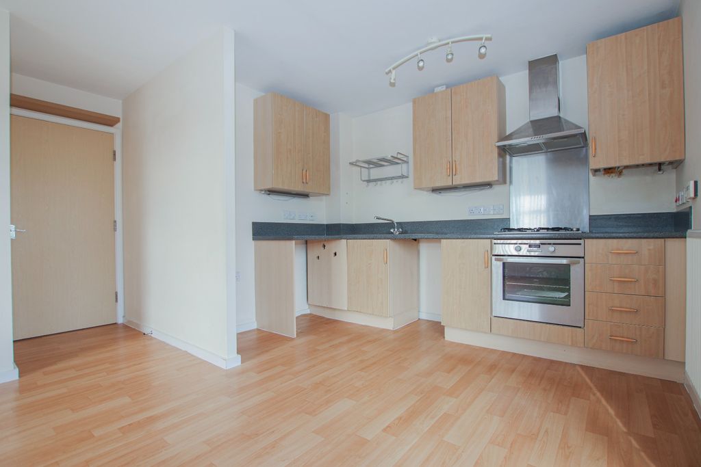 Property photo 2 of 12 5023052