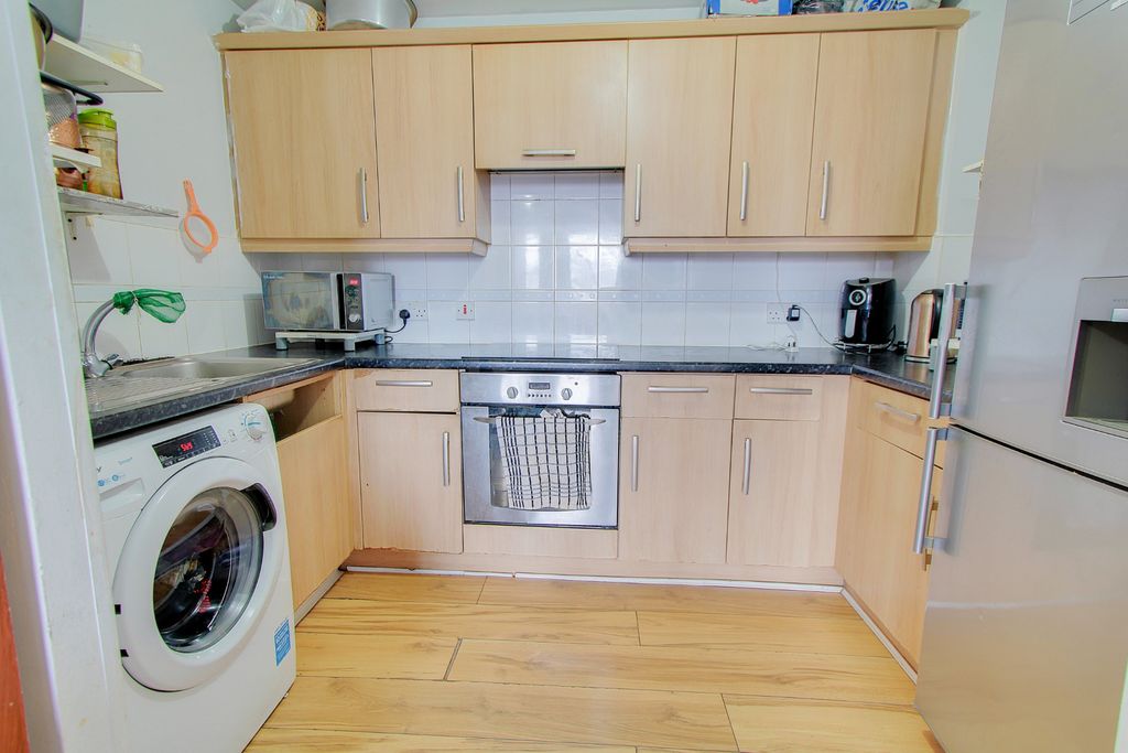 Property photo 2 of 10 Photo 9