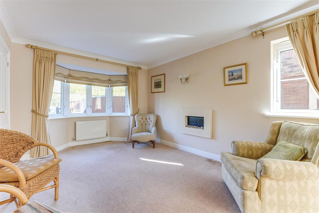 Property photo 2 of 16 St Marys View-8.Jpg