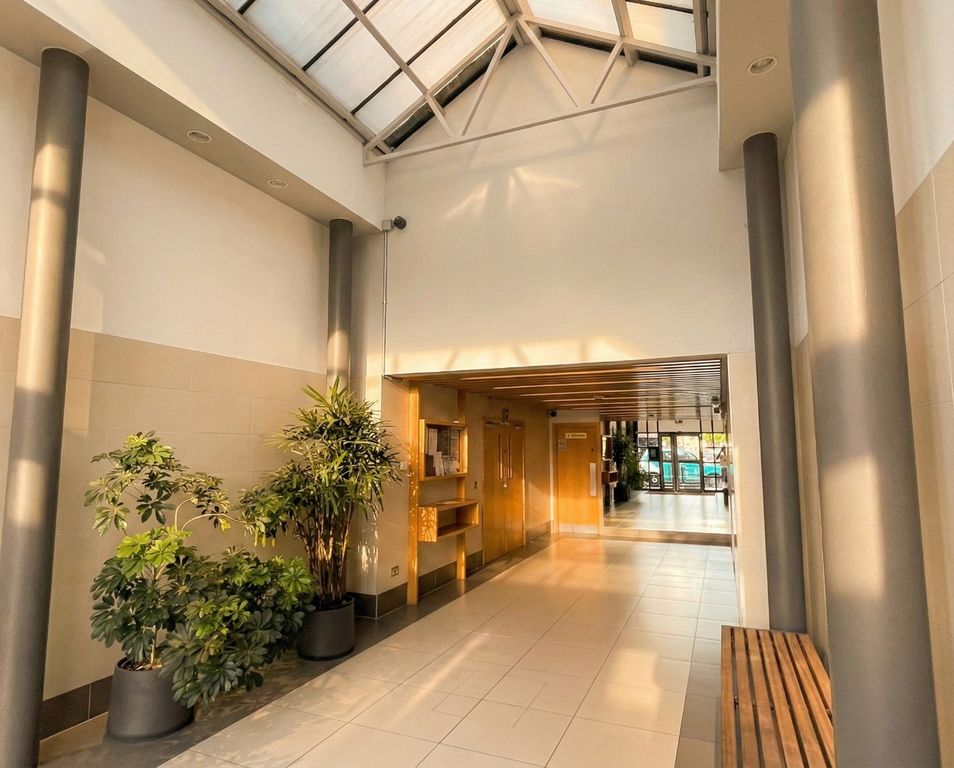 Property photo 2 of 6