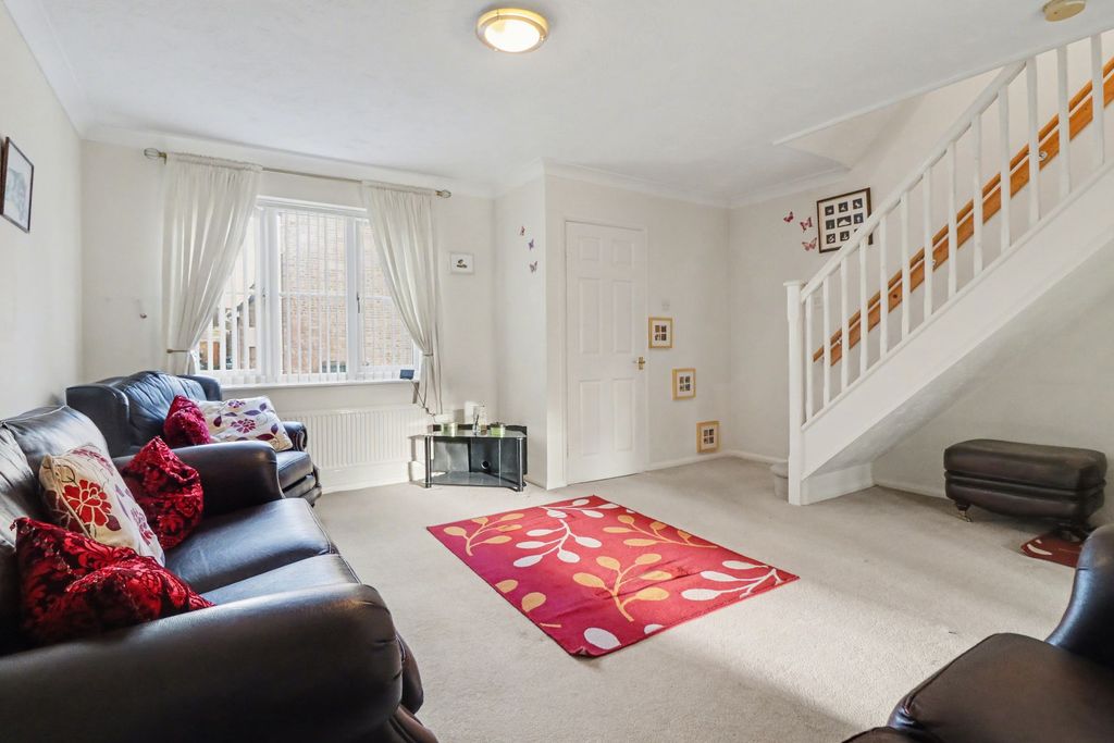 Property photo 2 of 13