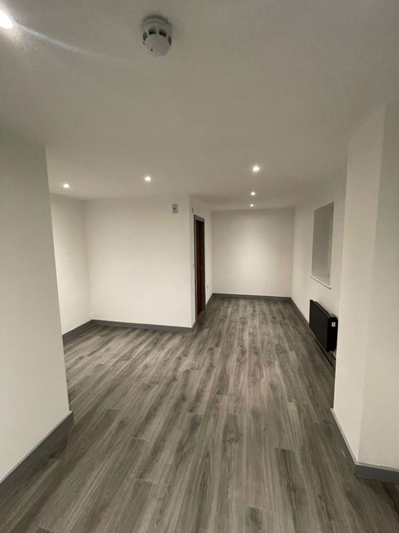 Property photo 1 of 6 Whatsapp Image 2025-03-24 At 10.43.34 Am (2)
