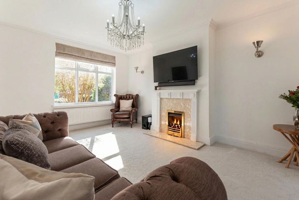 Property photo 3 of 30