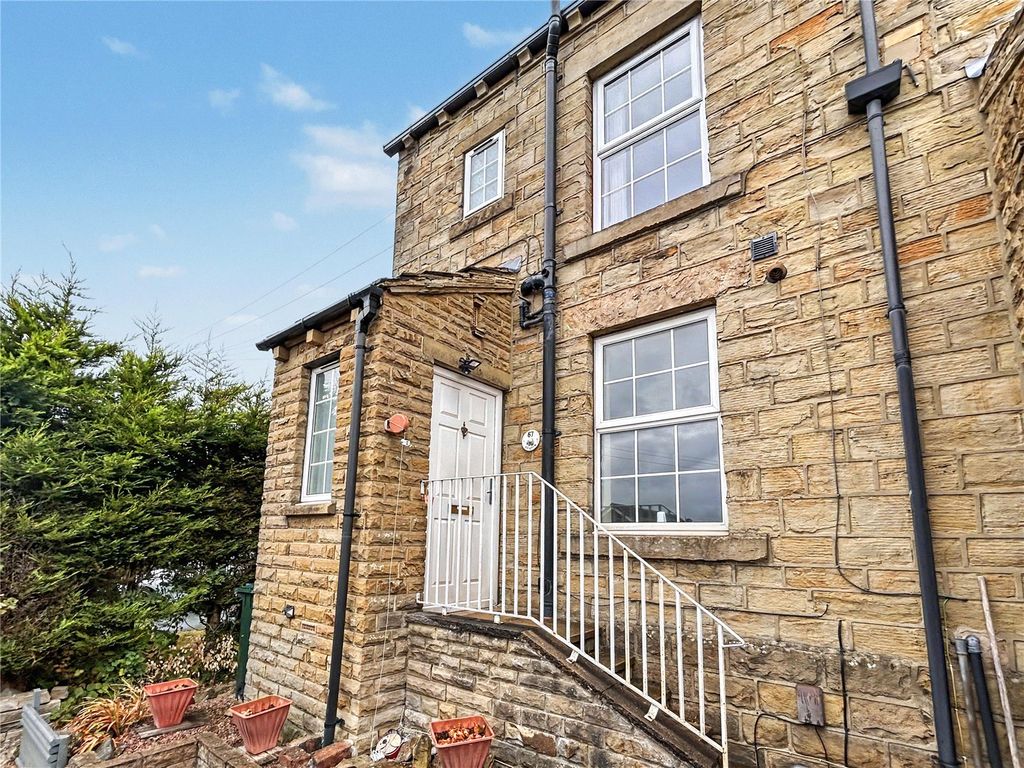 Property photo 1 of 7 Picture No. 10