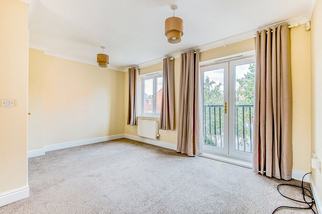 Property photo 3 of 10 Picture No. 60