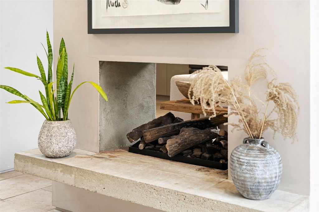 Additional image 7 of 5 bed semi-detached house for salePark Road, Hampton TW12