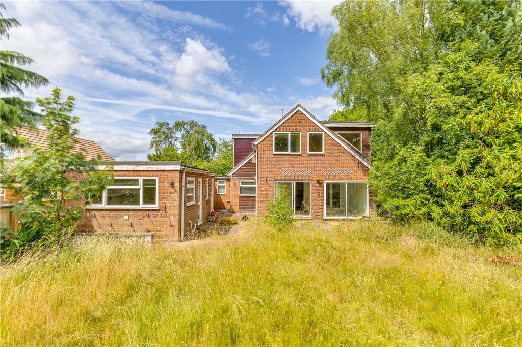 Property photo 2 of 23 Picture No. 04