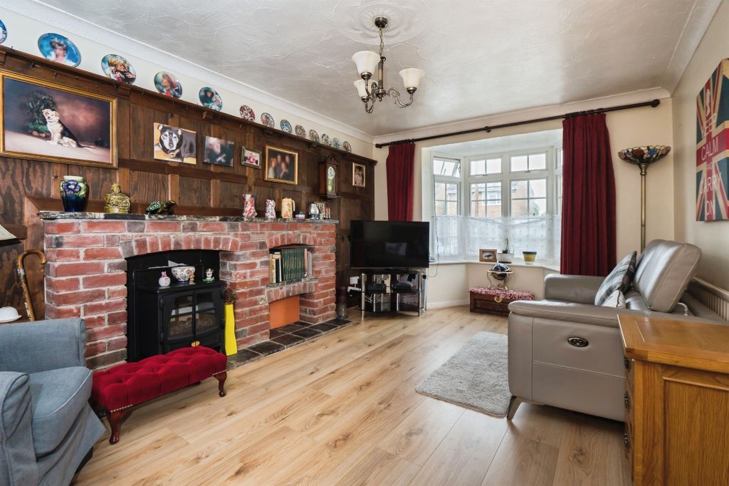 Property photo 2 of 15