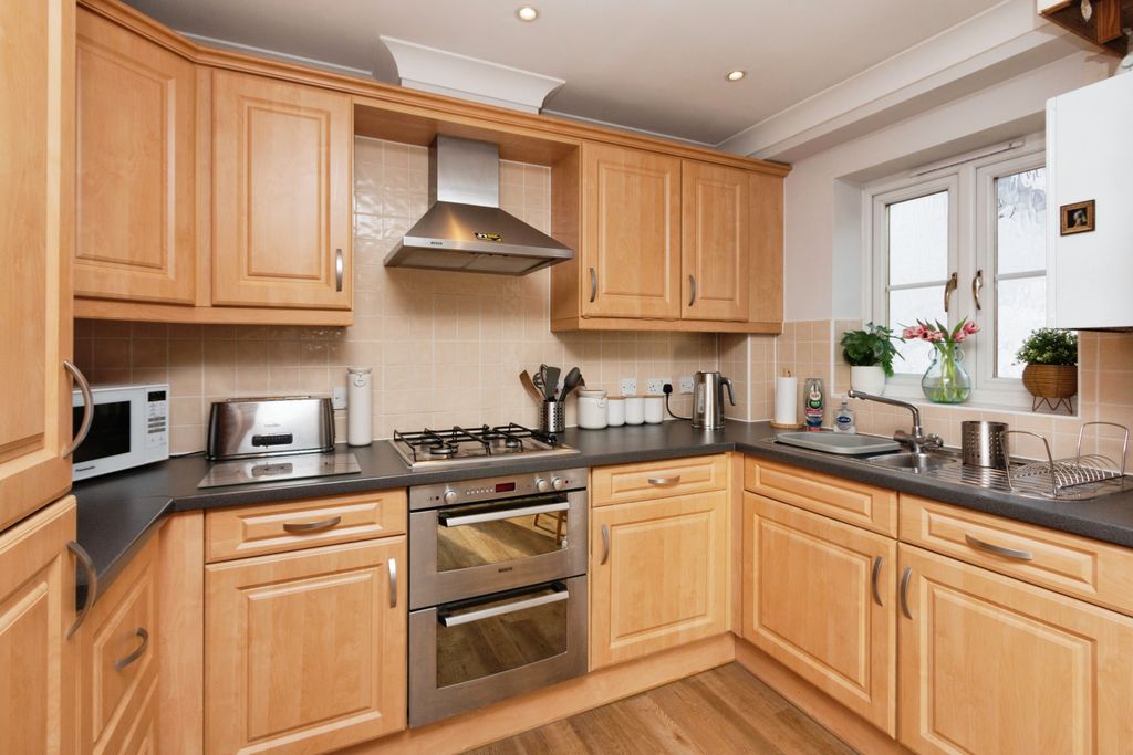 Property photo 3 of 17 Photography