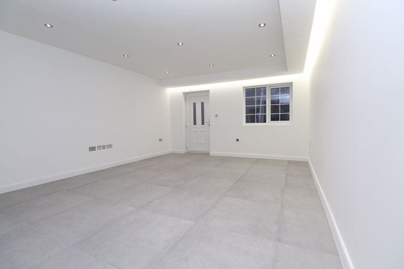 Property photo 2 of 13 Photo 13