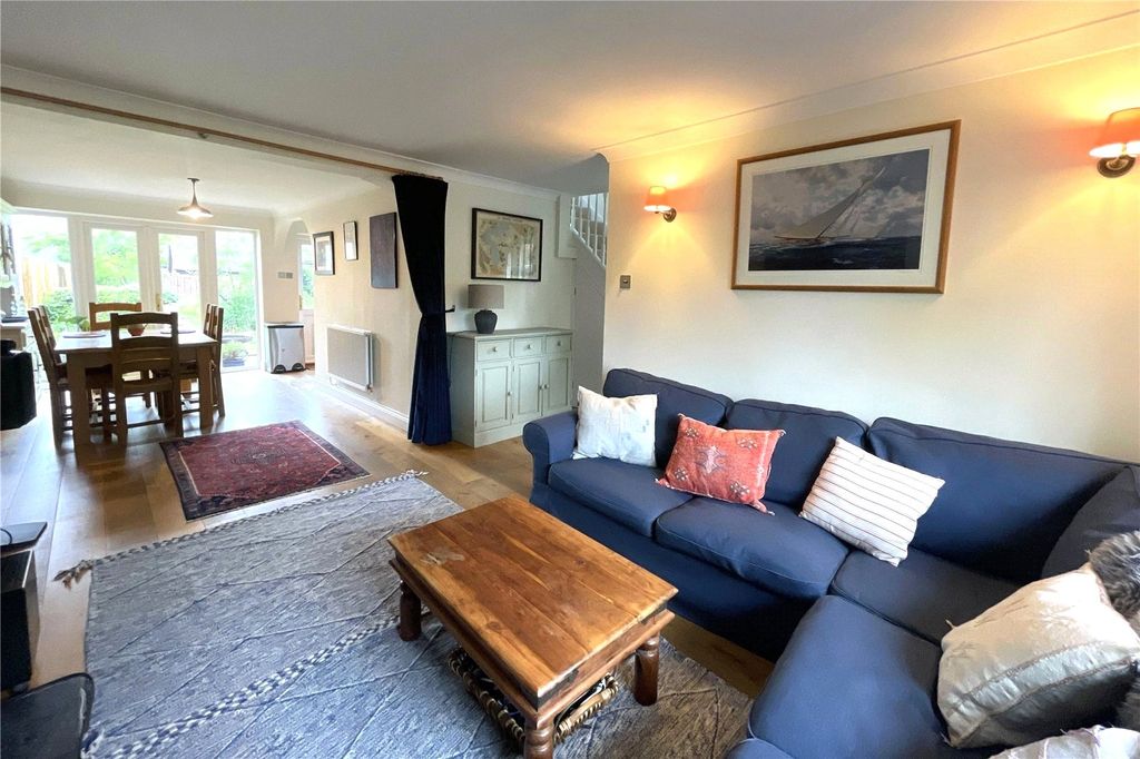 Property photo 2 of 13 Picture No. 25