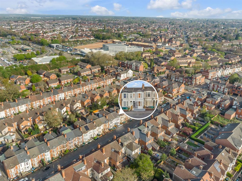 Property photo 1 of 20 37 Melville Road, Coventry, CV1 3A (5)_Logo.Jpg