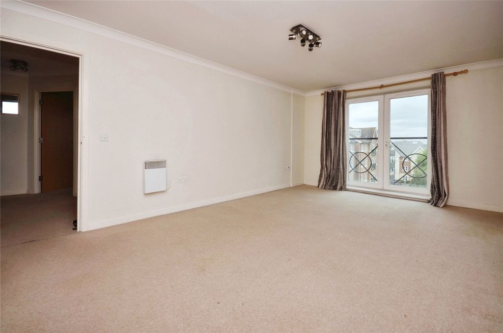 Property photo 3 of 10 Picture No. 23
