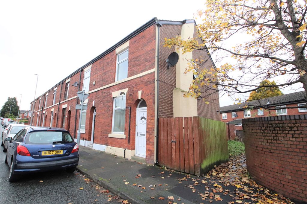 Property photo 1 of 16