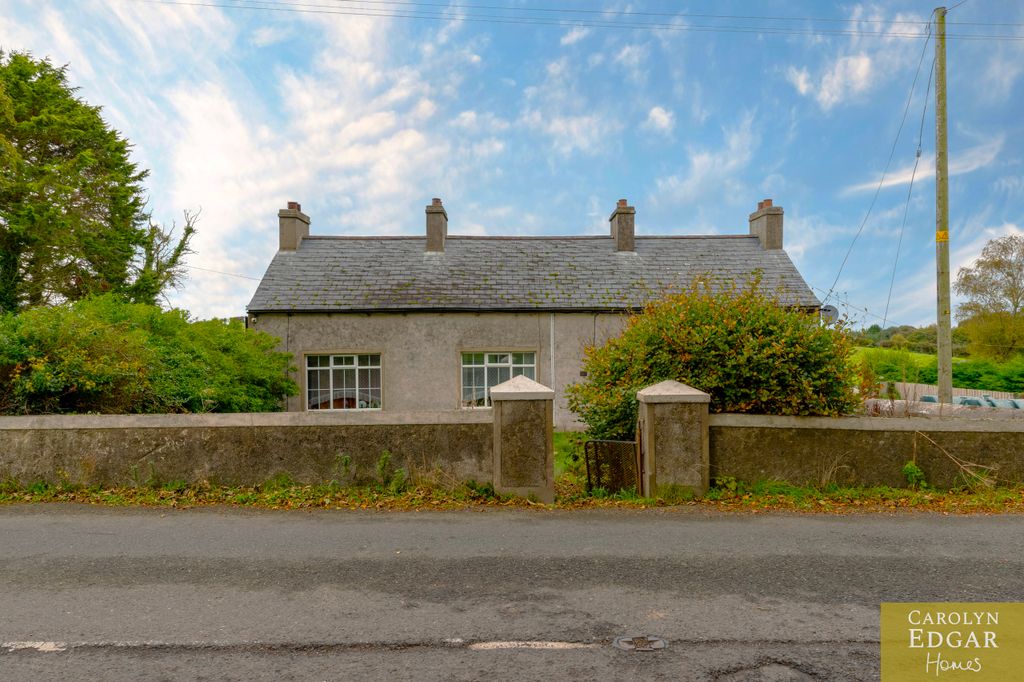 Property photo 2 of 26 012