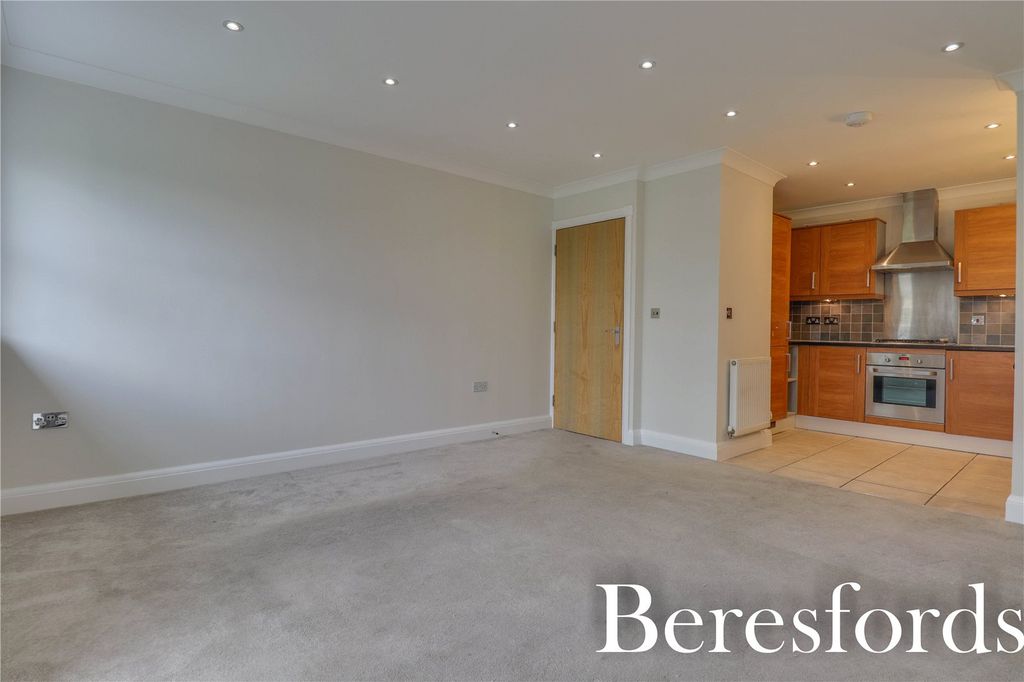 Property photo 3 of 15 Picture No. 17