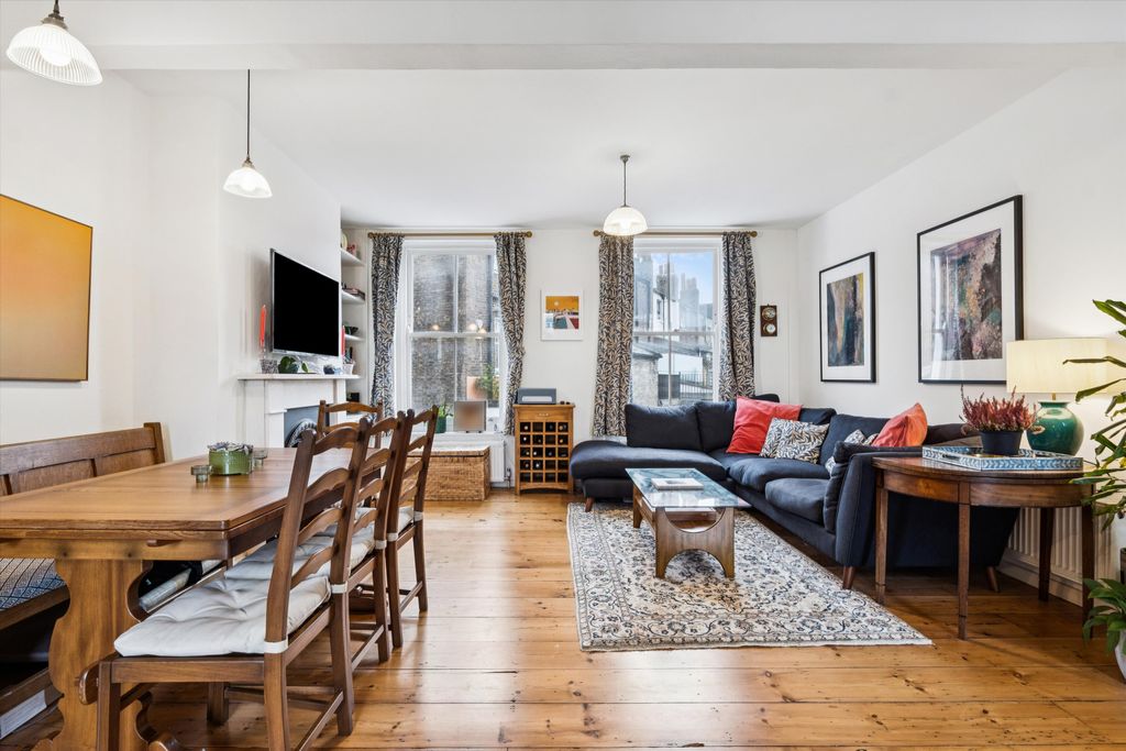 Property photo 2 of 16 Image