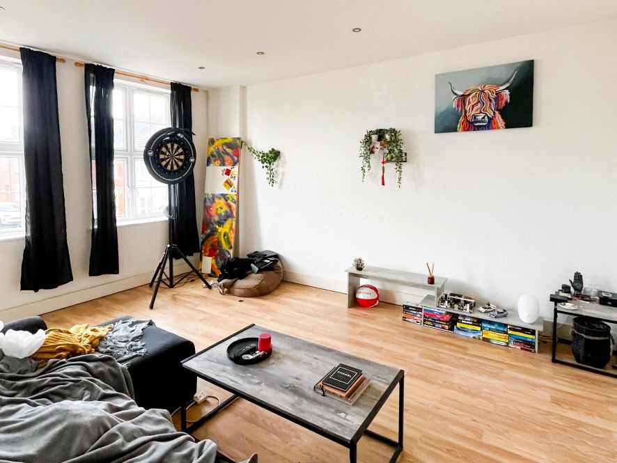 Property photo 3 of 10