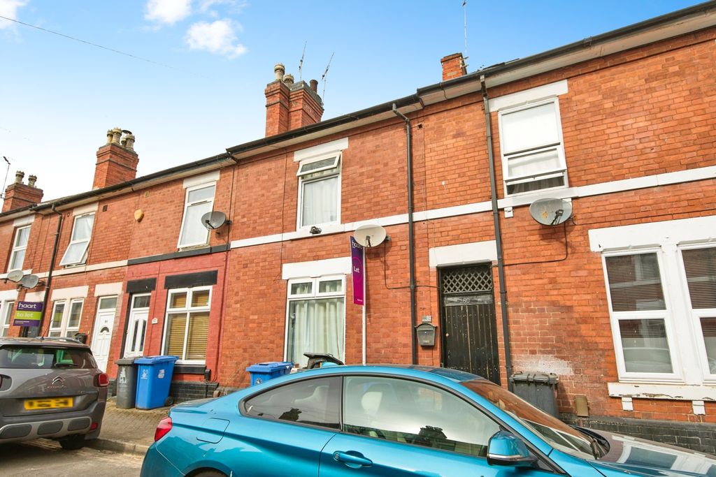 Property photo 1 of 12