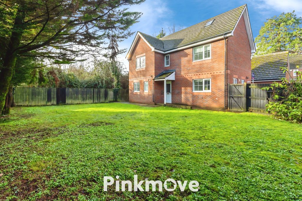 Property photo 2 of 28