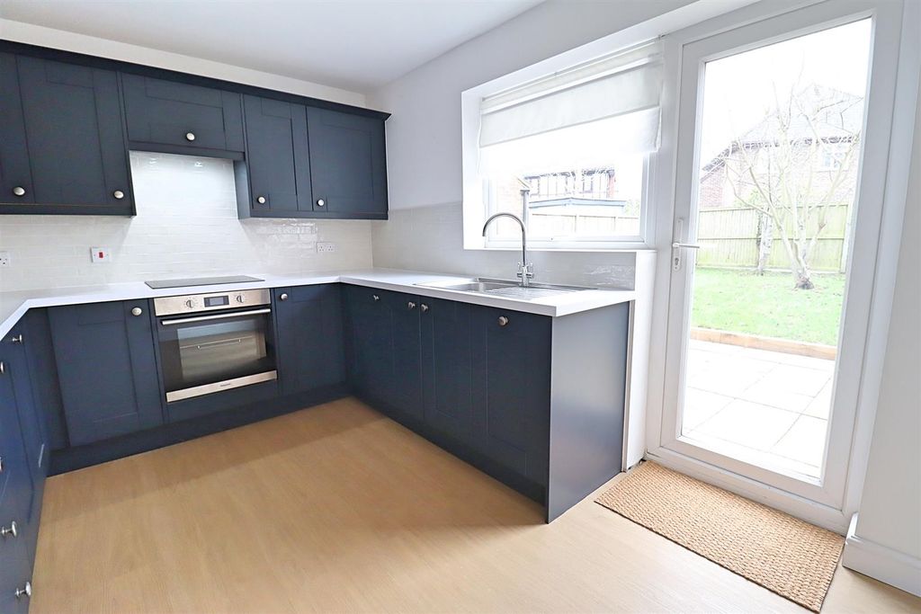 Property photo 3 of 12 Img_8772.Jpg