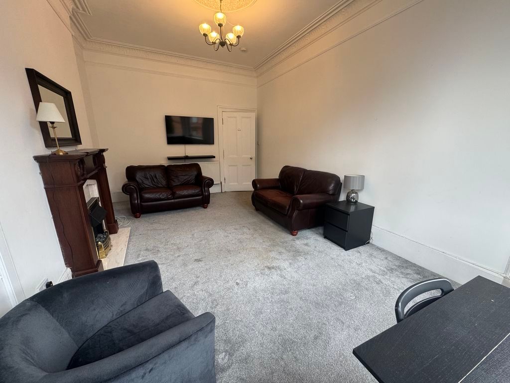 Property photo 3 of 13 Photo 4