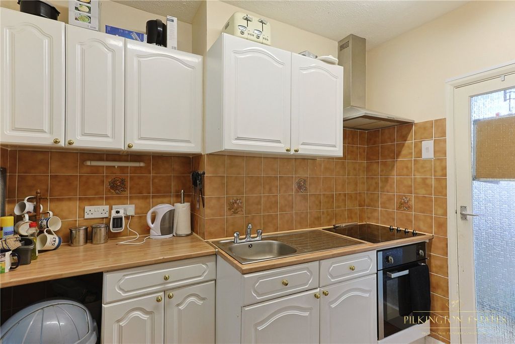 Property photo 3 of 18 4274673