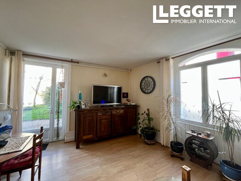 Property photo 3 of 10