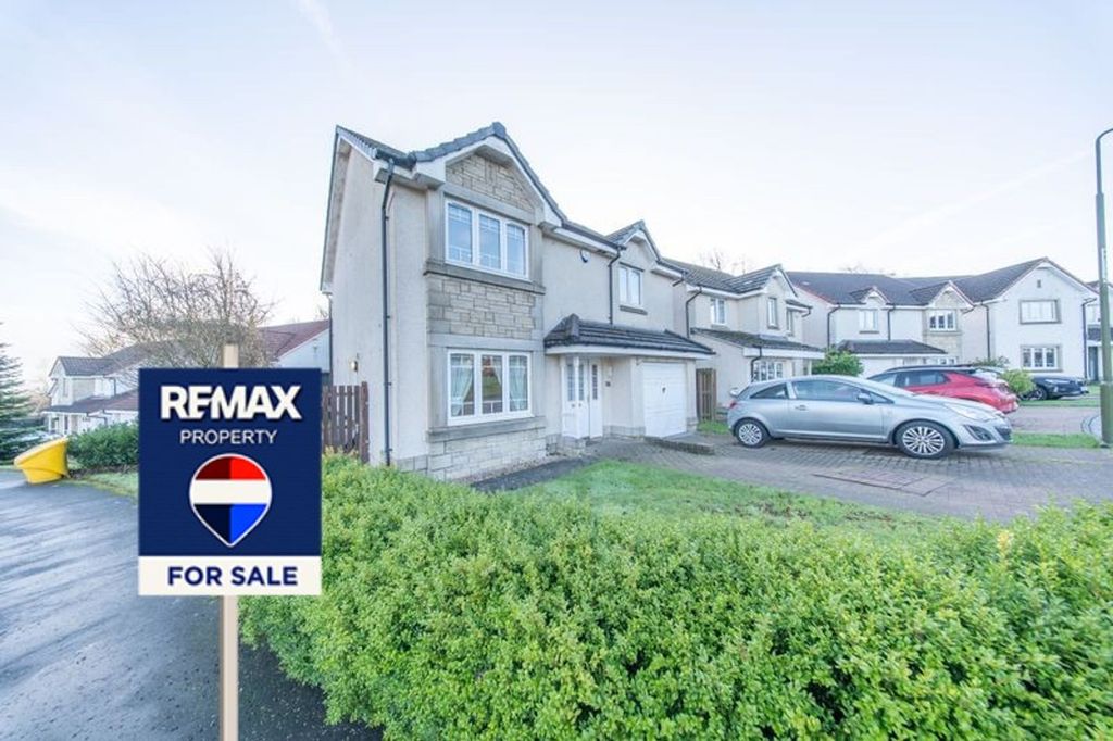 Property photo 1 of 40 Front Of Property