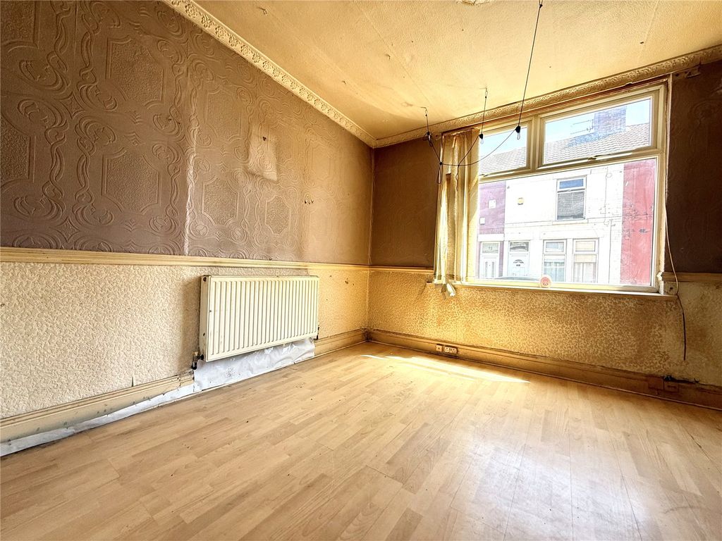 Property photo 2 of 8 Picture No. 03